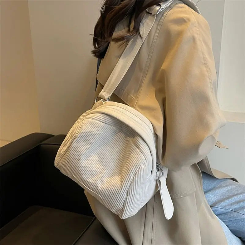 Eva | Einfache Corduroy Schultertasche