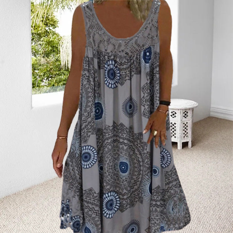 LEILANY | Ärmelloses Plus-Size Sommerkleid