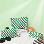 Claire | Stilvolles und funktionales kariertes Beauty-Organizer-Set
