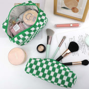 Claire | Stilvolles und funktionales kariertes Beauty-Organizer-Set