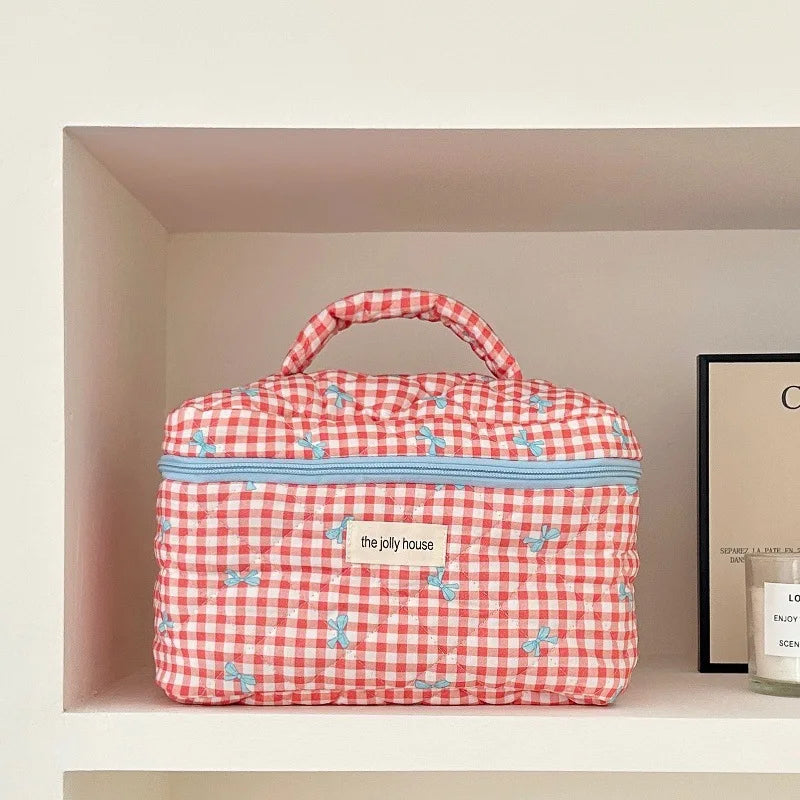 Chloe | Charmantes kariertes Make-up-Täschchen-Set mit Schleifen-Design
