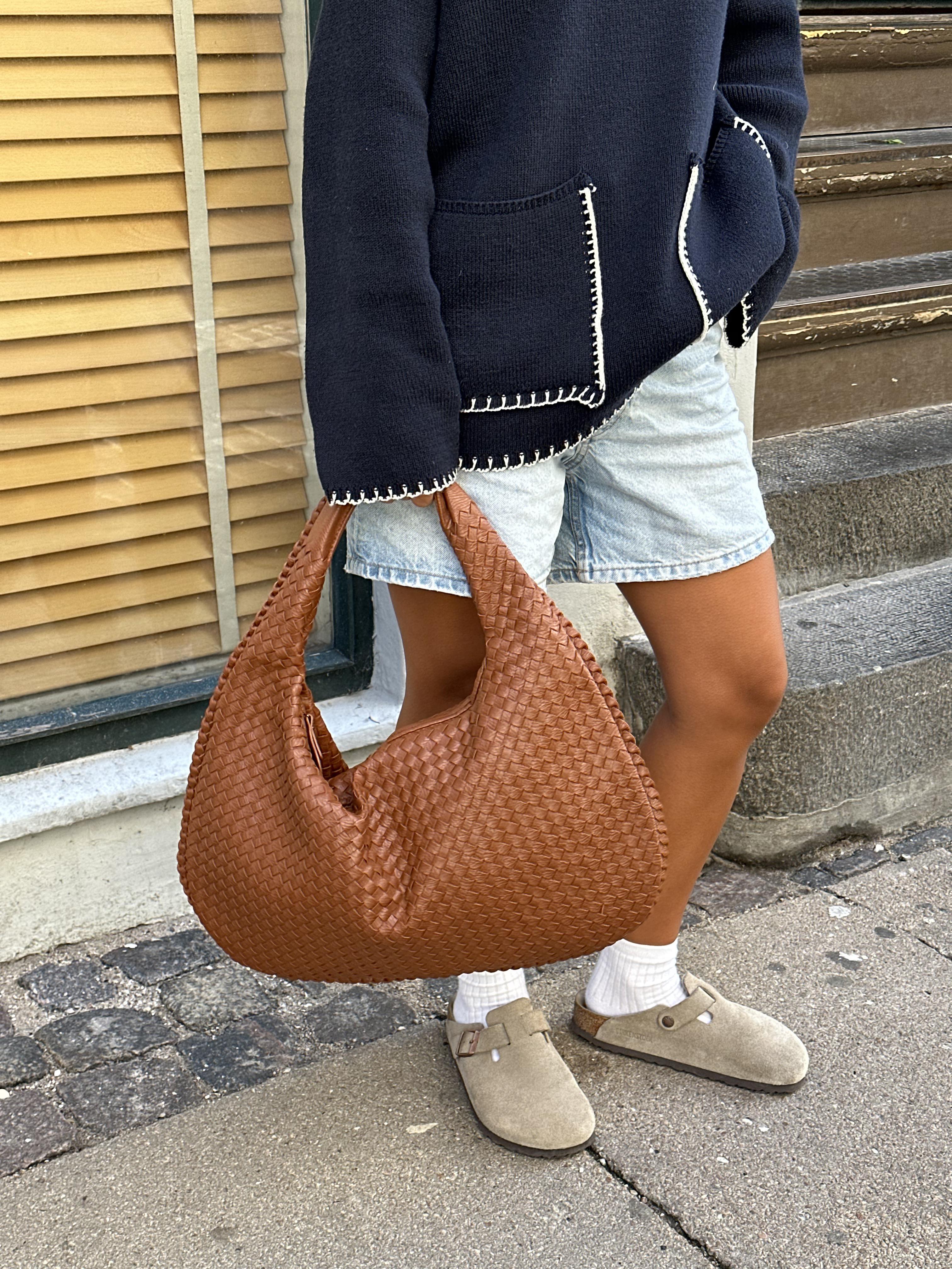 Eileen | Geflochtene Hobo-Tasche - Zeitlos & Vielseitig