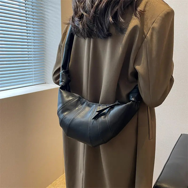 Sofie | Elegante halbrunde PU-Ledertasche für Damen