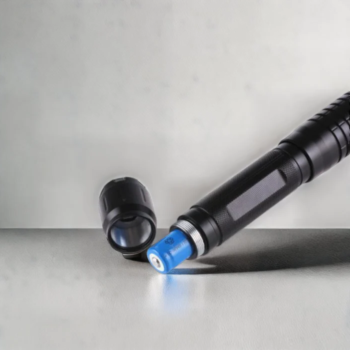 Burning Blue High-Power Tactical Laser Torch- Military Grade Taschenlampen 3