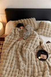 Die Plüschdecke, über die alle reden! - WarmWool 0