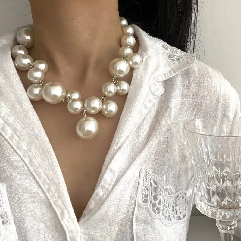 Liesel | Elegante Chunky Perlenkette mit Tropfendetail