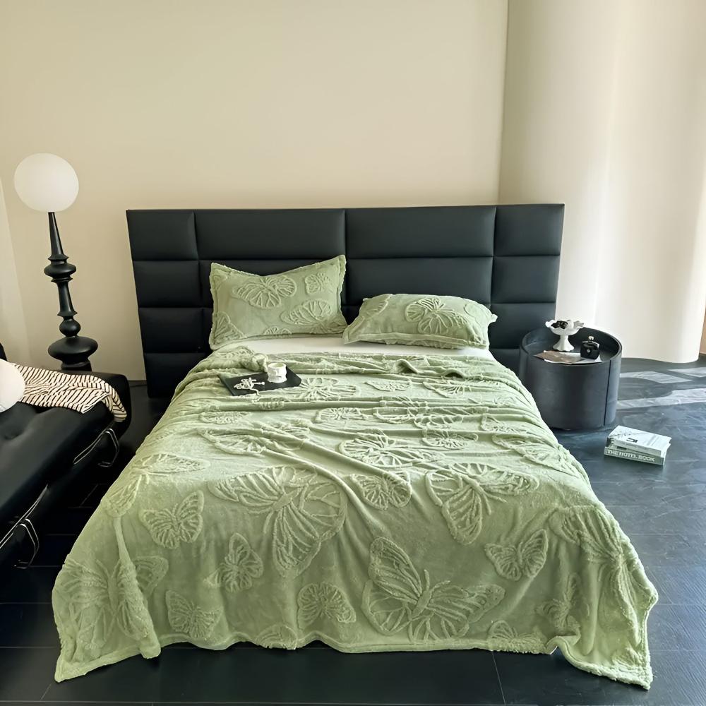 Elegante Flanell-Decke für Zuhause mit 3D-Schmetterlingsdesign aus Mikrofaser 13