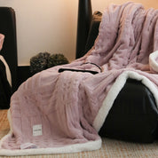 Elegante Winterdecke für Erwachsene aus weichem Mikrofaser-Material 7