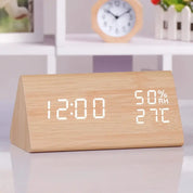 Elora LED-Wecker aus Holz mit Digitalanzeige 9