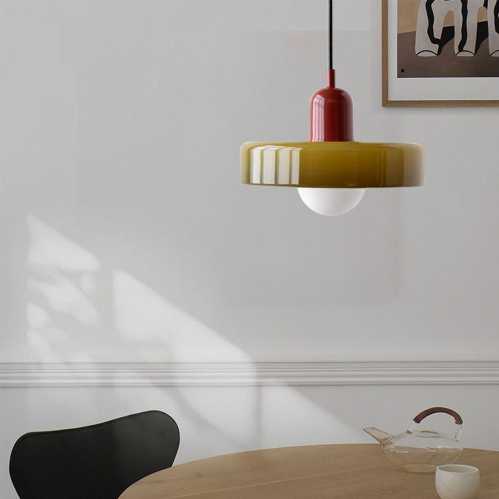 Farbenfrohe Pendelleuchte im Bauhaus-Stil – StiloGlas 6