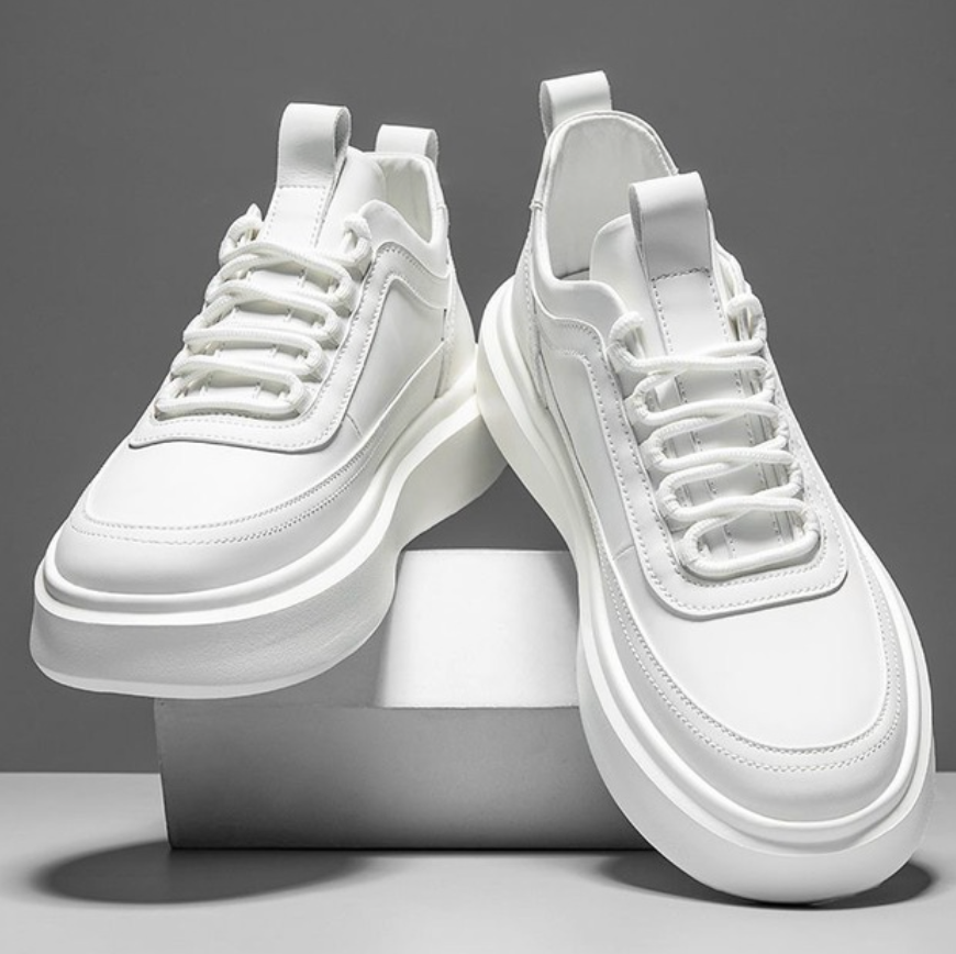 Mikee | Zeitlose Klassische Weiße Sneaker für Männer