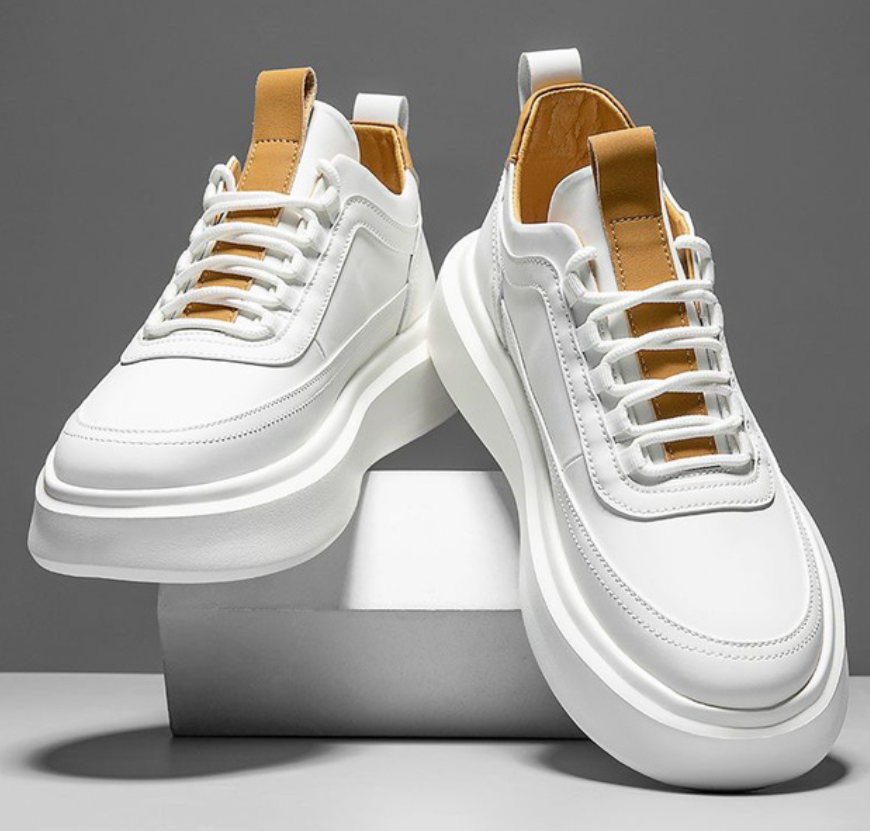 Mikee | Zeitlose Klassische Weiße Sneaker für Männer