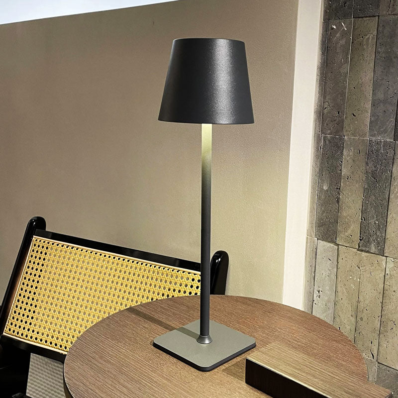 Luminara™ | Moderne wiederaufladbare kabellose LED-Tischleuchte | Tragbare Beleuchtung für Zuhause, Büro und den Außenbereich 11
