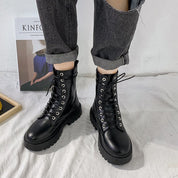 MarjoleinsBoots I Stiefel mit Schnürdetails für Damen 0