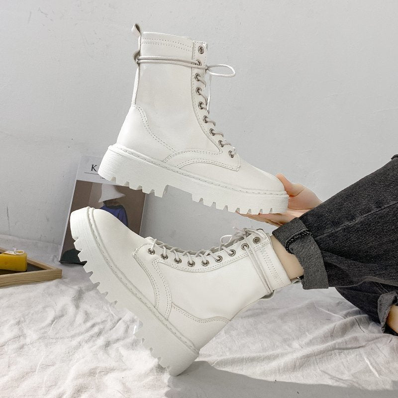 MarjoleinsBoots I Stiefel mit Schnürdetails für Damen 2