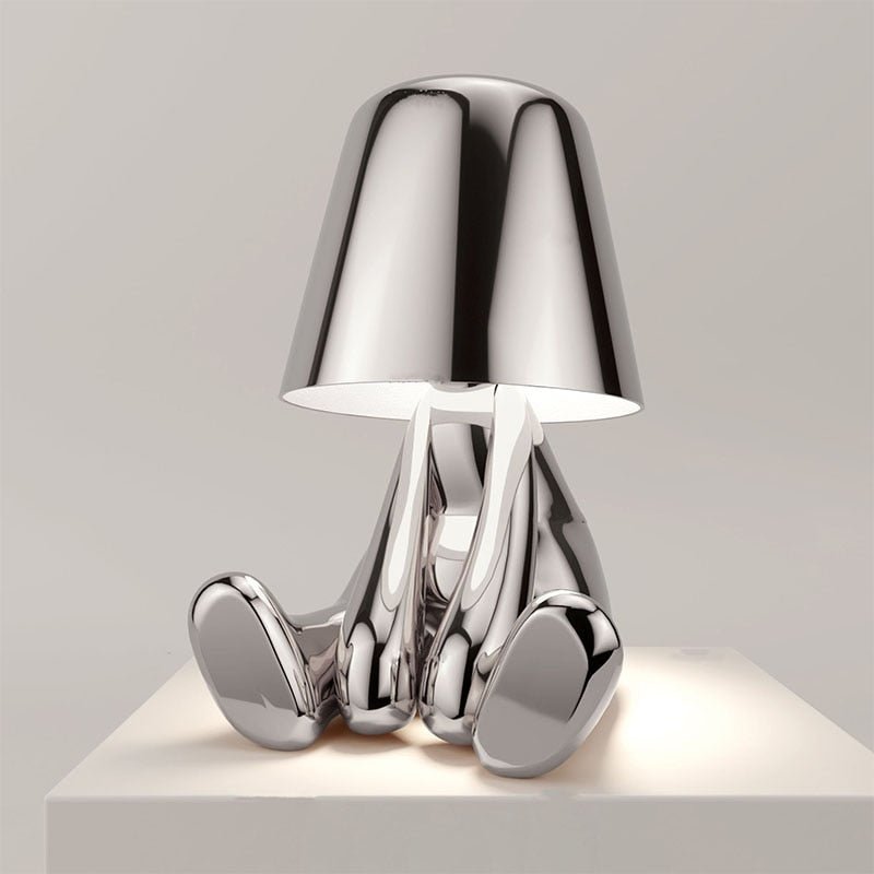 Mistero | Goldene skulpturale Tischlampe 5
