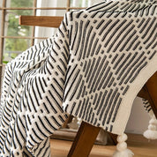 Moderne Kuscheldecke mit Diamantmuster aus Mikrofaser für Bett und Sofa 1