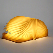 Mystische Buchlampe mit warmem Licht 4