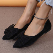 Lena | Spitz-Zehen Ballerinas – Femininer Look mit Schleife