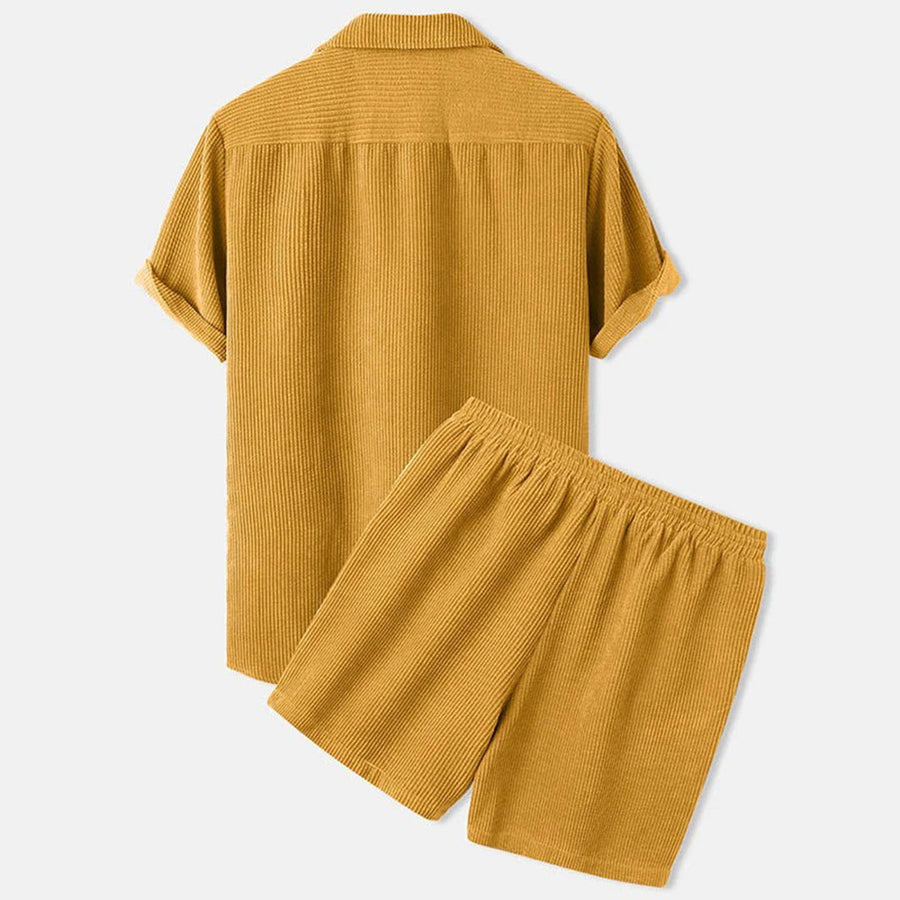 Frederik | Sommerlicher Zweiteiler – Lässiges Kurz-Outfit