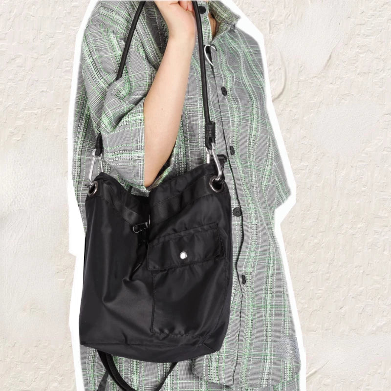 Ella | Vielseitige Nylon Kleine Crossbody Sling Tasche