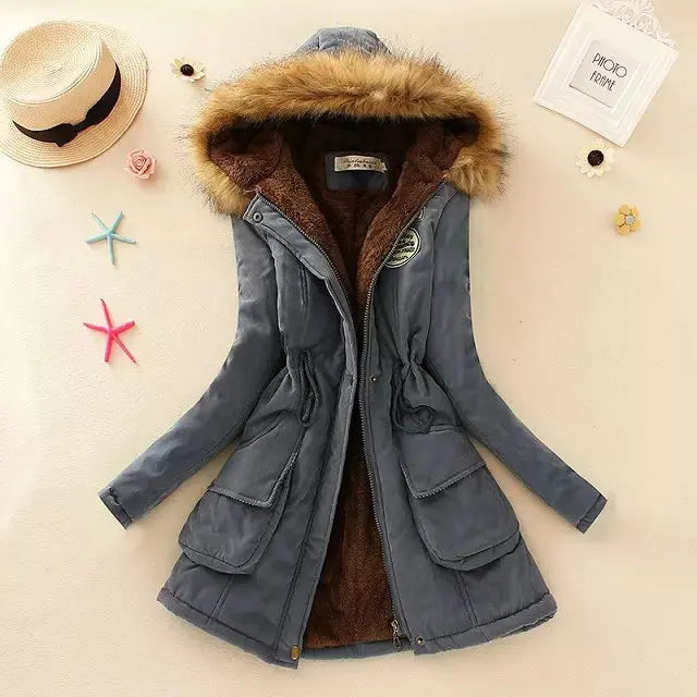 HILDE | Warme Gefütterte Winterjacke mit Kapuze für Damen