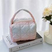 Lilia | Stylische und kompakte gesteppte Kosmetiktasche