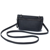 Elena | Kleine kompakte Schultertasche aus Kunstleder