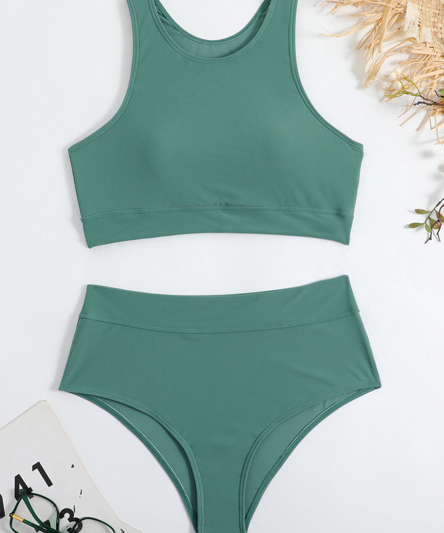 Sportlicher Hochverkleidungsbikini mit Racerback Top 0