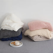 Weiche Minimalistische Strickdecke für Komfort und Stil 4
