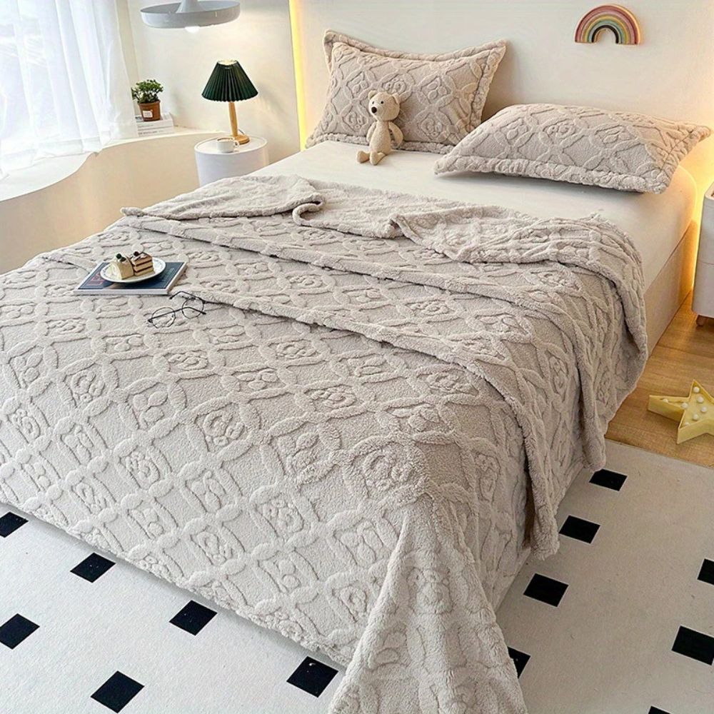 Winterdecke mit Blattstickerei für Komfort und Stil aus Mikrofaser 6