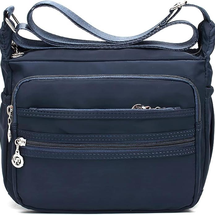 Maya | Leichter Multi-Taschen Nylon Crossbody Messenger Reisetasche