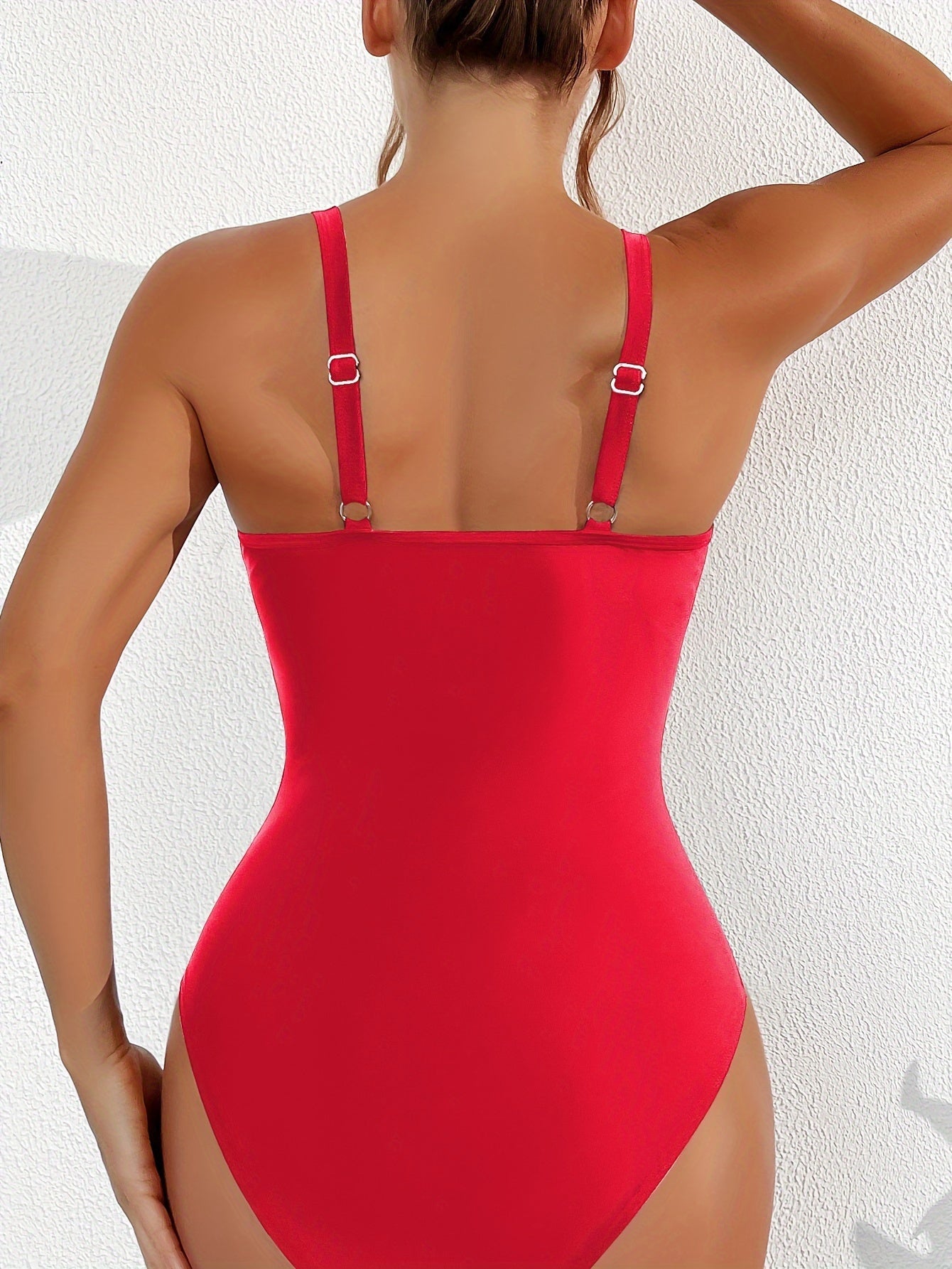 Fina | Raffiniertes Mesh-Badeoutfit – Definiere Deinen Sommerlook