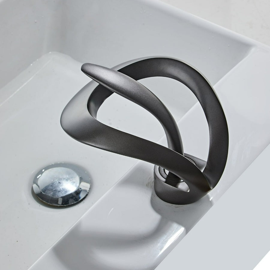  Badezimmerhahn - gebogenes Design mit schlankem Wasserfallausgang-6
