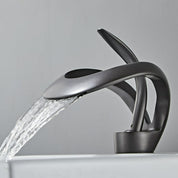 Badezimmerhahn - gebogenes Design mit schlankem Wasserfallausgang-3