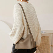 Lila | Vielseitige Genarbte Leder Crossbody Tasche