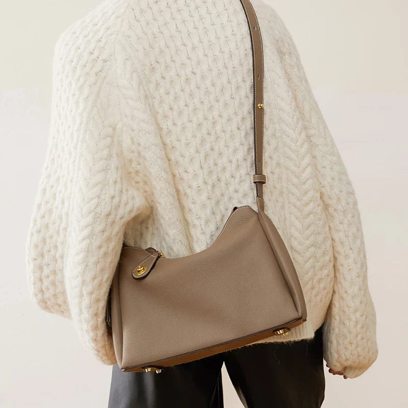 Lila | Vielseitige Genarbte Leder Crossbody Tasche
