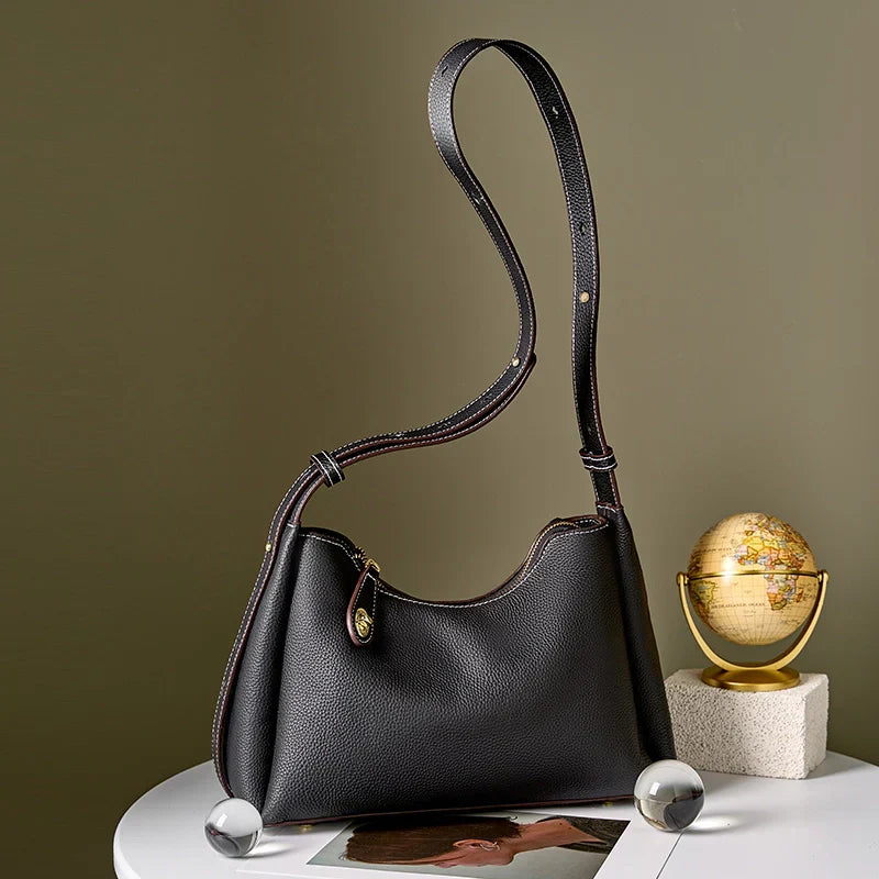 Lila | Vielseitige Genarbte Leder Crossbody Tasche